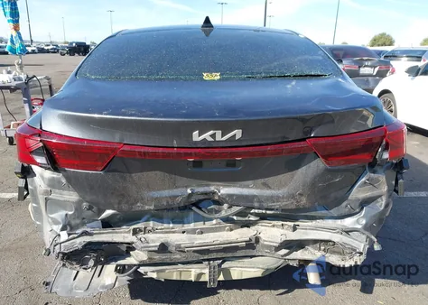 2024 Kia Forte Lx из США, поврежденный, VIN 3KPF24AD5RE823640